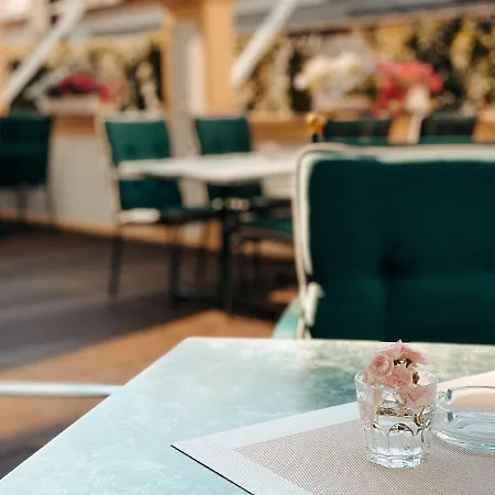 Rumer Hof Hotel