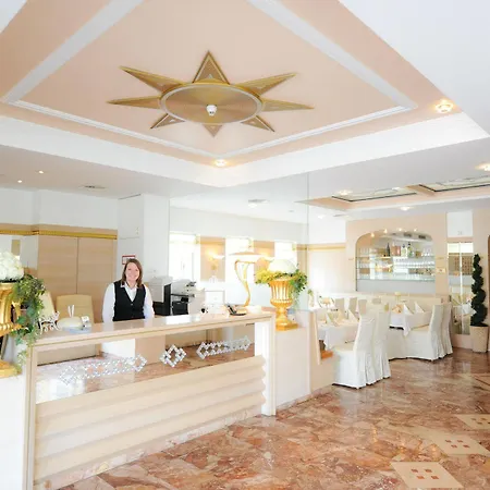 Hotel Rumer Hof 4*