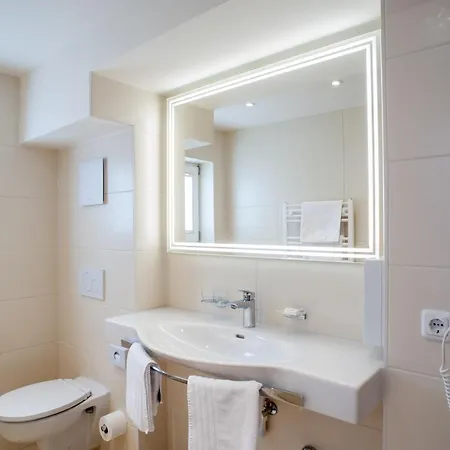 Rumer Hof Hotel
